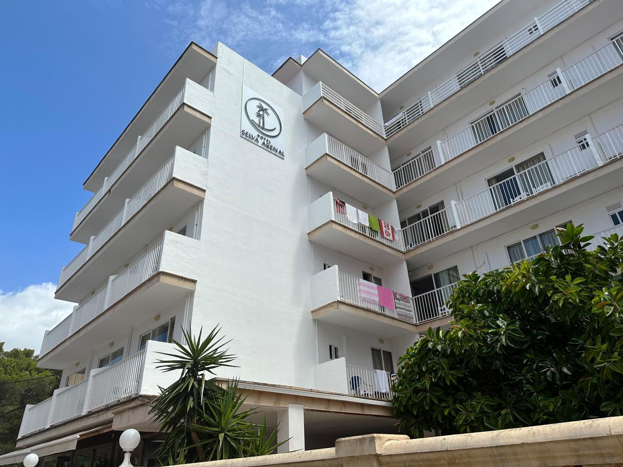 Hotel Selva Arenal Ел Аренал Екстериор снимка