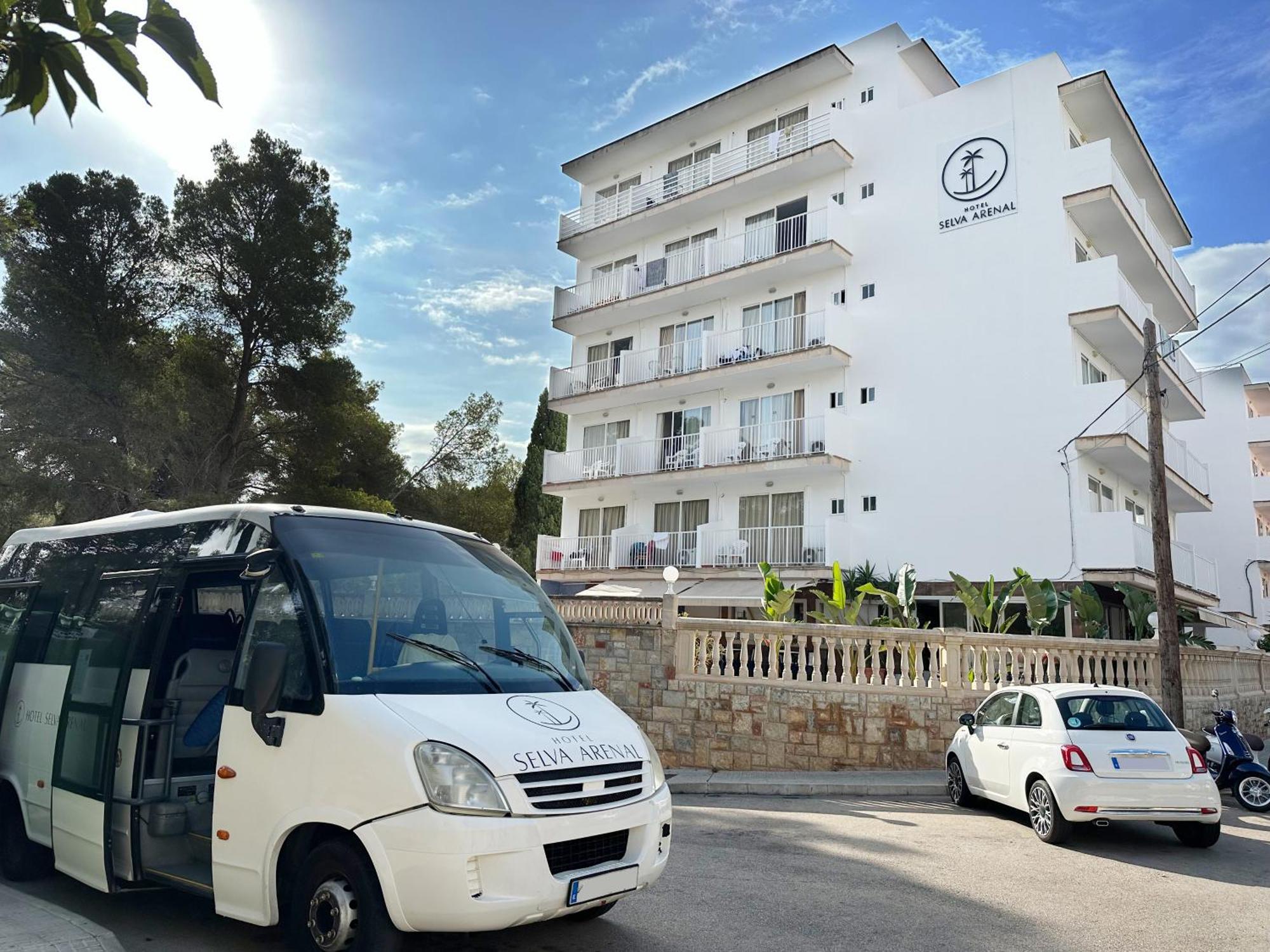 Hotel Selva Arenal Ел Аренал Екстериор снимка